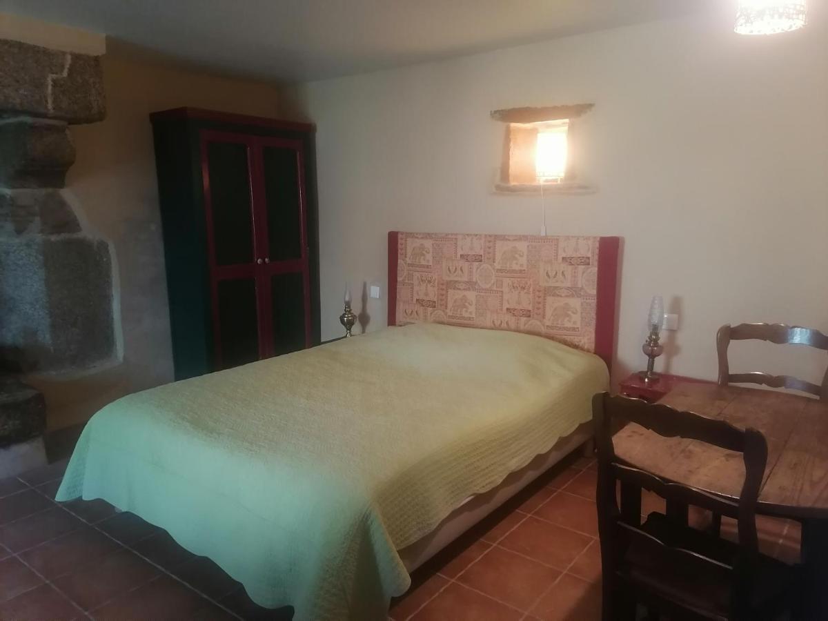 Frairie Du Divit Bed and Breakfast Pontivy Exteriör bild