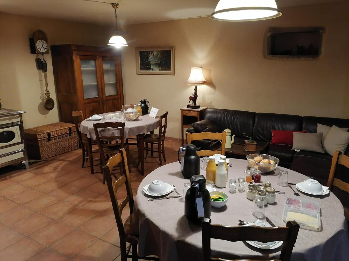 Frairie Du Divit Bed and Breakfast Pontivy Exteriör bild