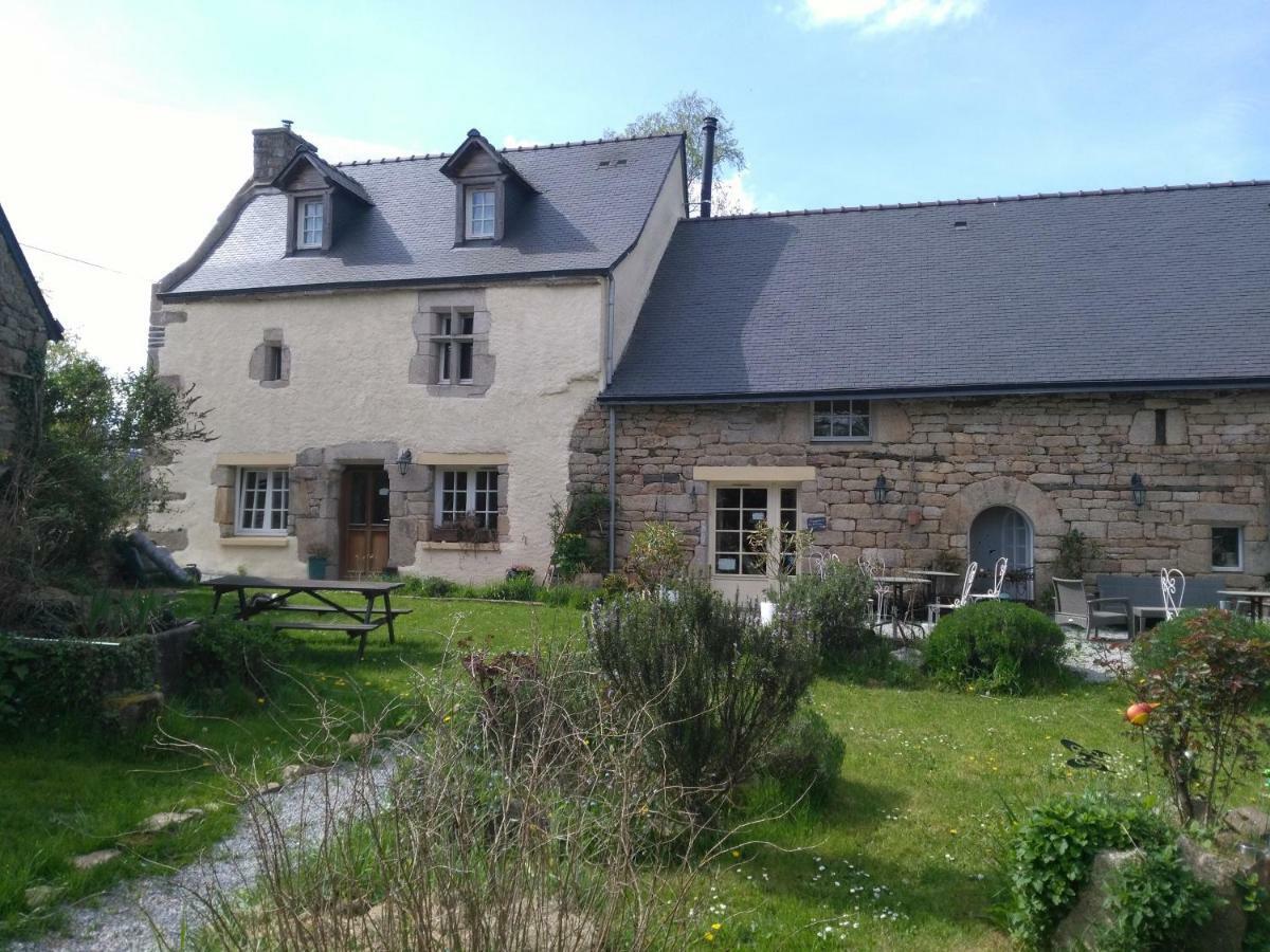 Frairie Du Divit Bed and Breakfast Pontivy Exteriör bild